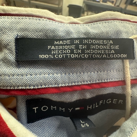 Tommy Hilfiger striped Short sleeve button up Polo - Picture 4 of 4